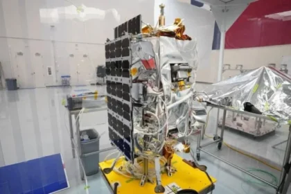 Gelo lunar na era Ártemis