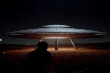 Um intrigantíssimo relato de um leitor, que vivenciou uma série de experiências e situações peculiares, o que culminou posteriormente em uma ida involuntária a uma área de campo aberto, onde deparou-se com uma nave pousada de 20 metros de comprimento e um ser que, após manter contato telepático com ele, o abduziu.