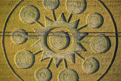 Enigmatic crop circle in Wiltshire intrigues researchers by evoking ancient Sumerian astronomical knowledge.